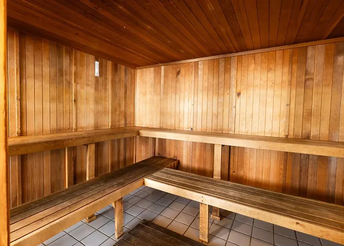 Fireside Inn & Suites Portland (Adults Only)