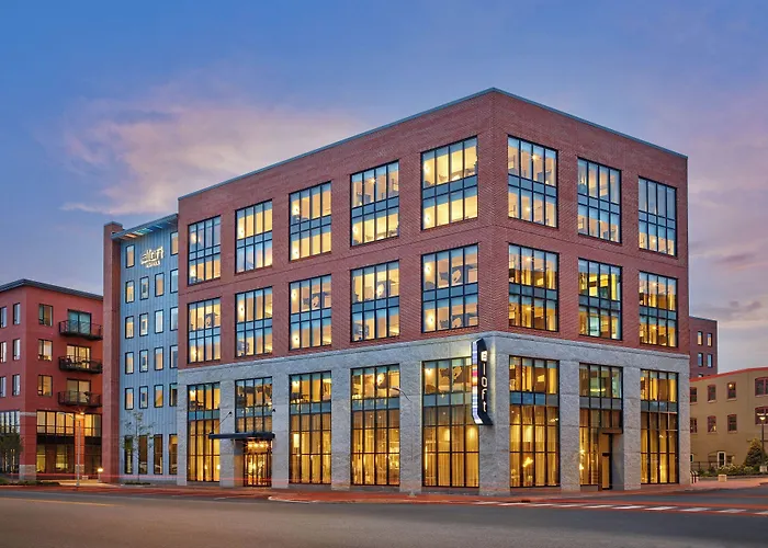 Aloft By Marriott Portland Downtown Waterfront Me Hotel